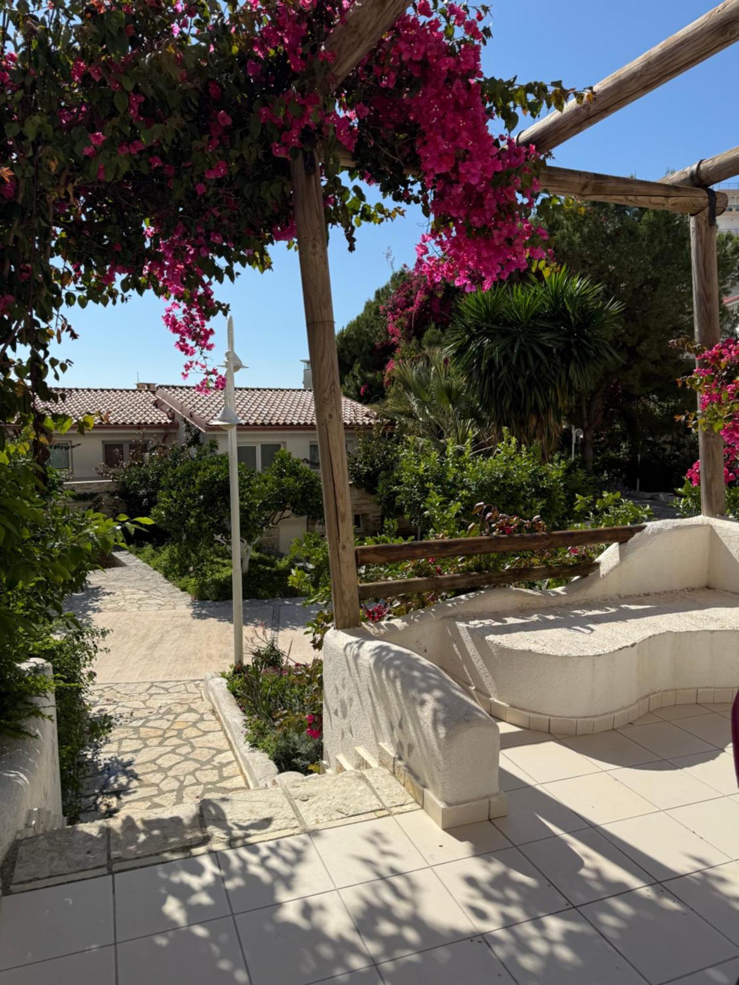 Bellavista Apartments Bougainville Bay Sarandë 외부 사진